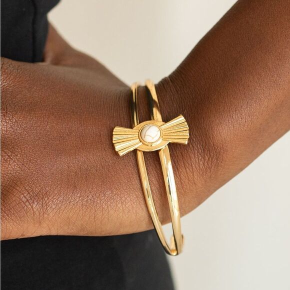 Adobe Sunset White Bracelet (18) - Picture 1 of 2